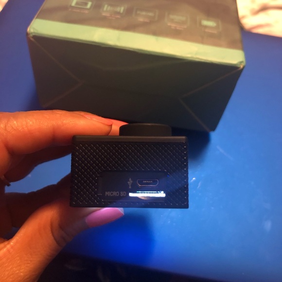 Camera - Picture 5 of 8